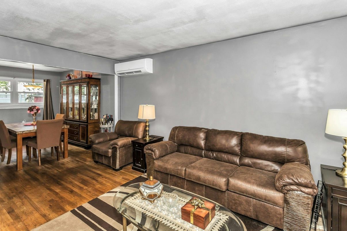 Dining room, Interior, Living room, Wood Texture Flooring