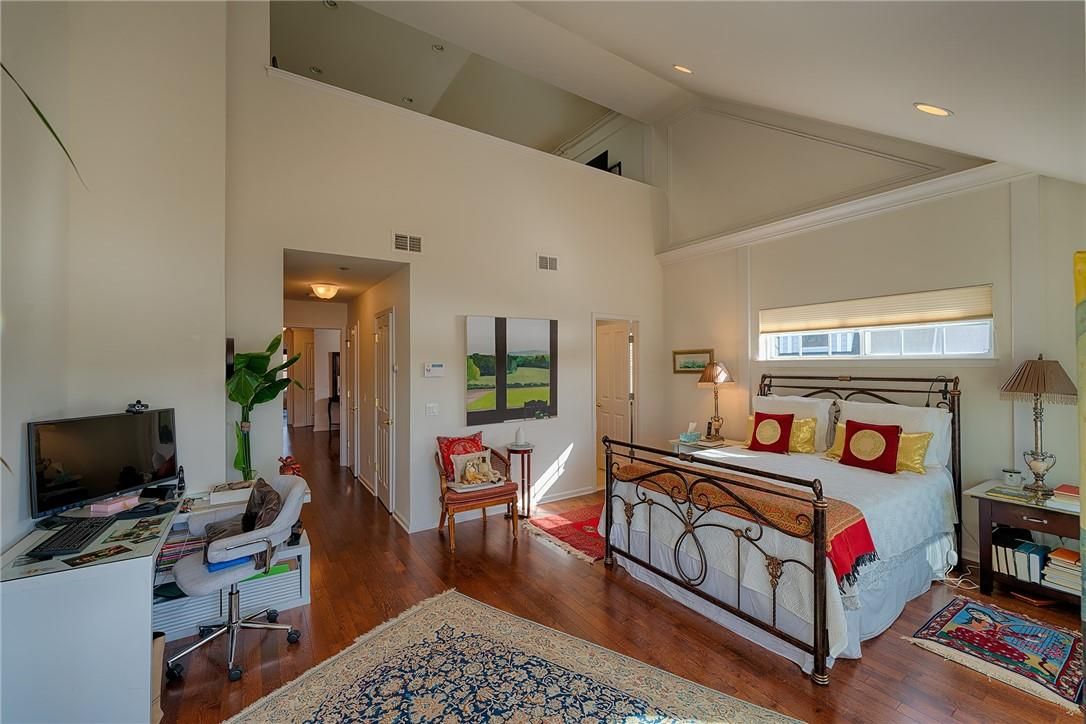 Bedroom, Home Office, Interior, Recessed Lighting, Wood Texture Flooring