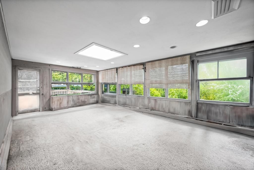 Empty room, Interior, Recessed Lighting, Sun Room
