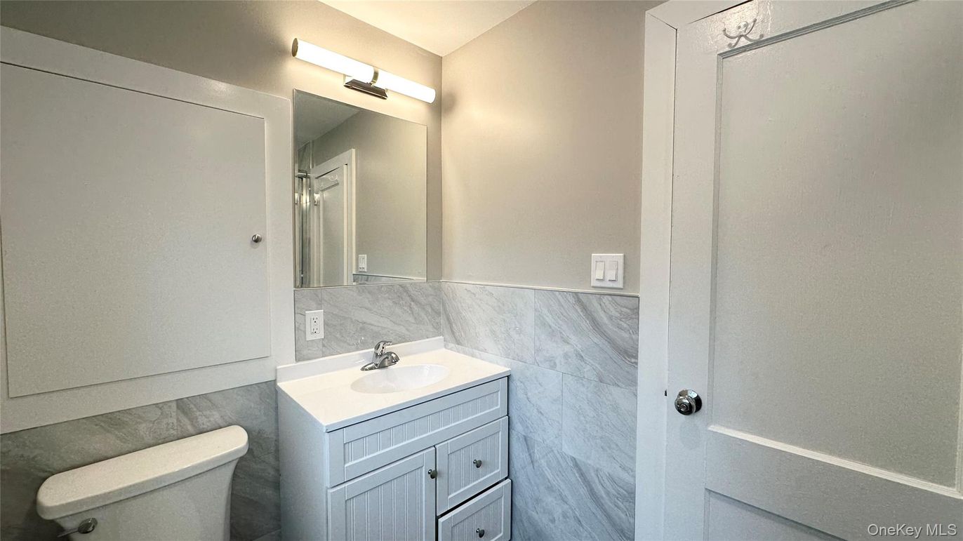 Bathroom, Interior, Marble Walls