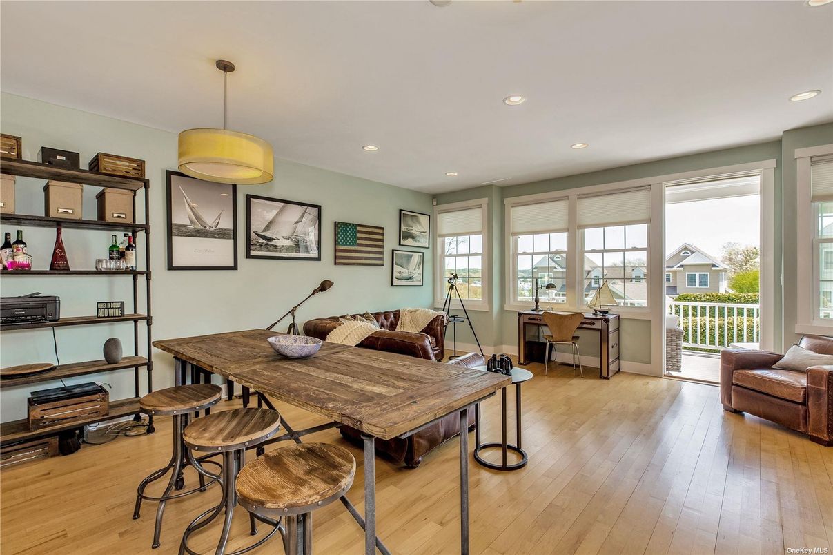 Dining room, Interior, Pendant Lights, Recessed Lighting, Wood Texture Flooring