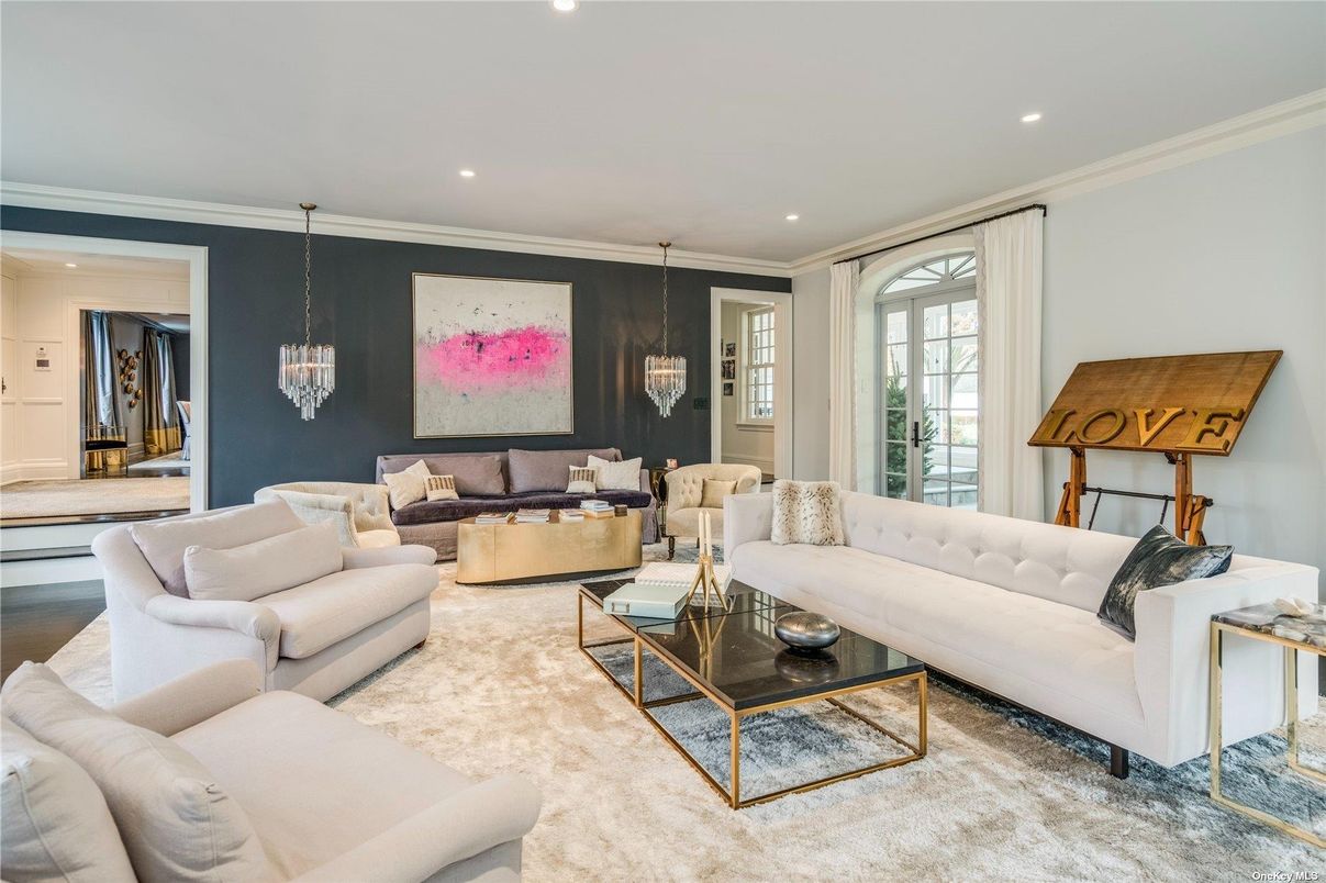 Interior, Living room, Pendant Lights, Recessed Lighting