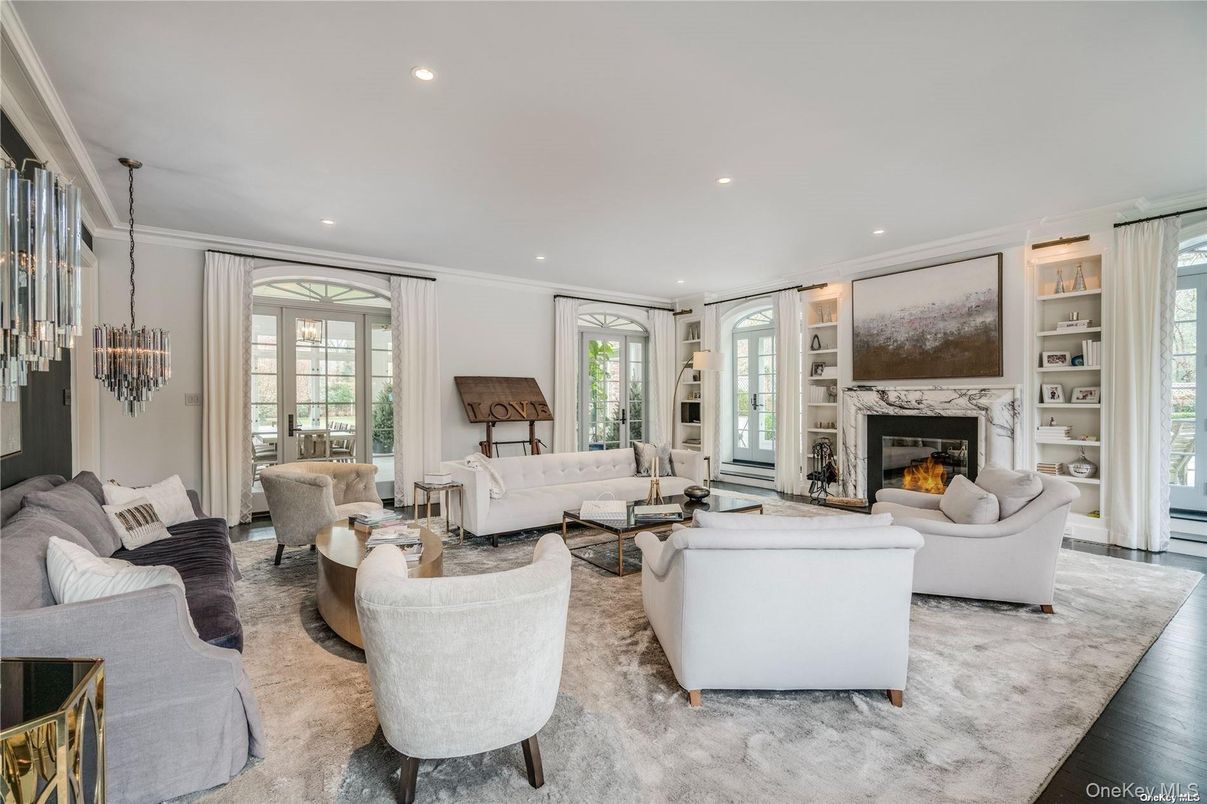 Fireplace, Interior, Living room, Pendant Lights, Recessed Lighting, Wood Texture Flooring