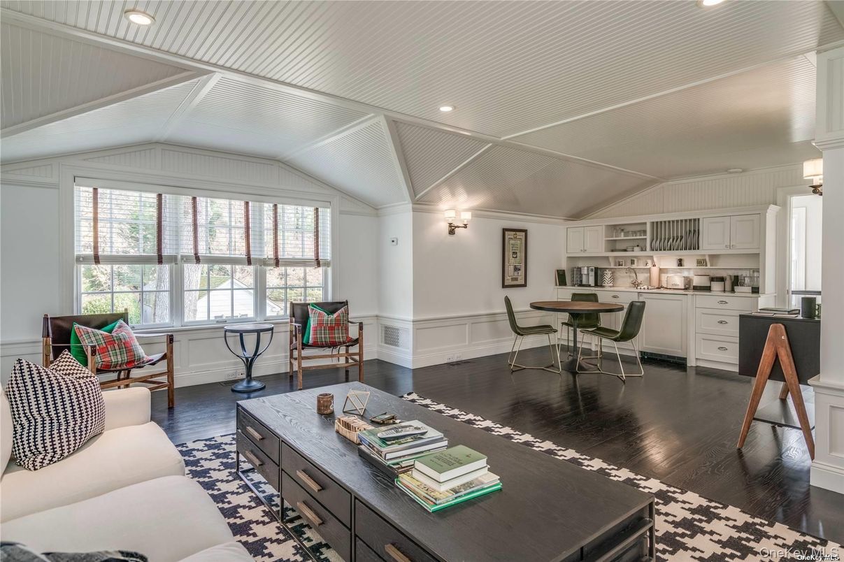 Dining room, Interior, Kitchen, Living room, Recessed Lighting, Wood Texture Flooring