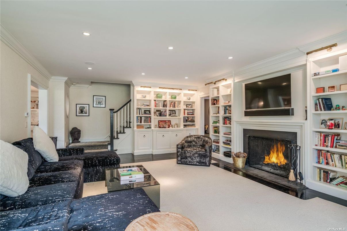 Fireplace, Interior, Living room, Recessed Lighting