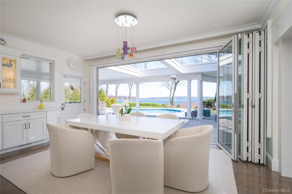 Dining room, Interior, Pendant Lights, Water, Wood Texture Flooring