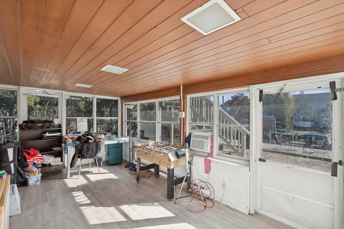 Game Room, Interior, Sun Room, Wooden Ceilings, Wood Texture Flooring