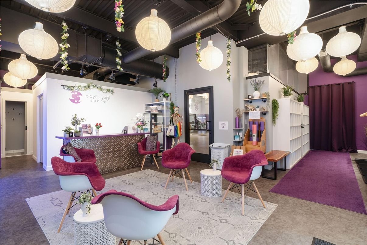 Interior, Living room, Pendant Lights