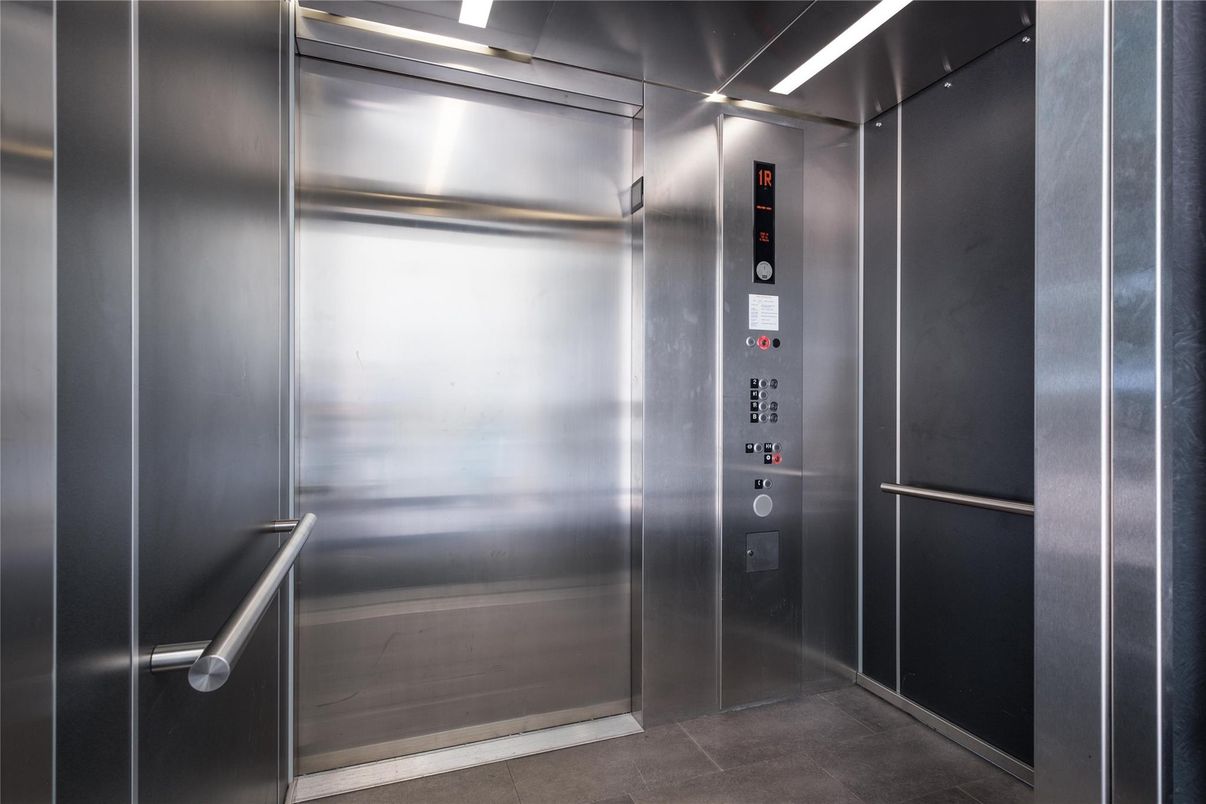 Elevator, Interior
