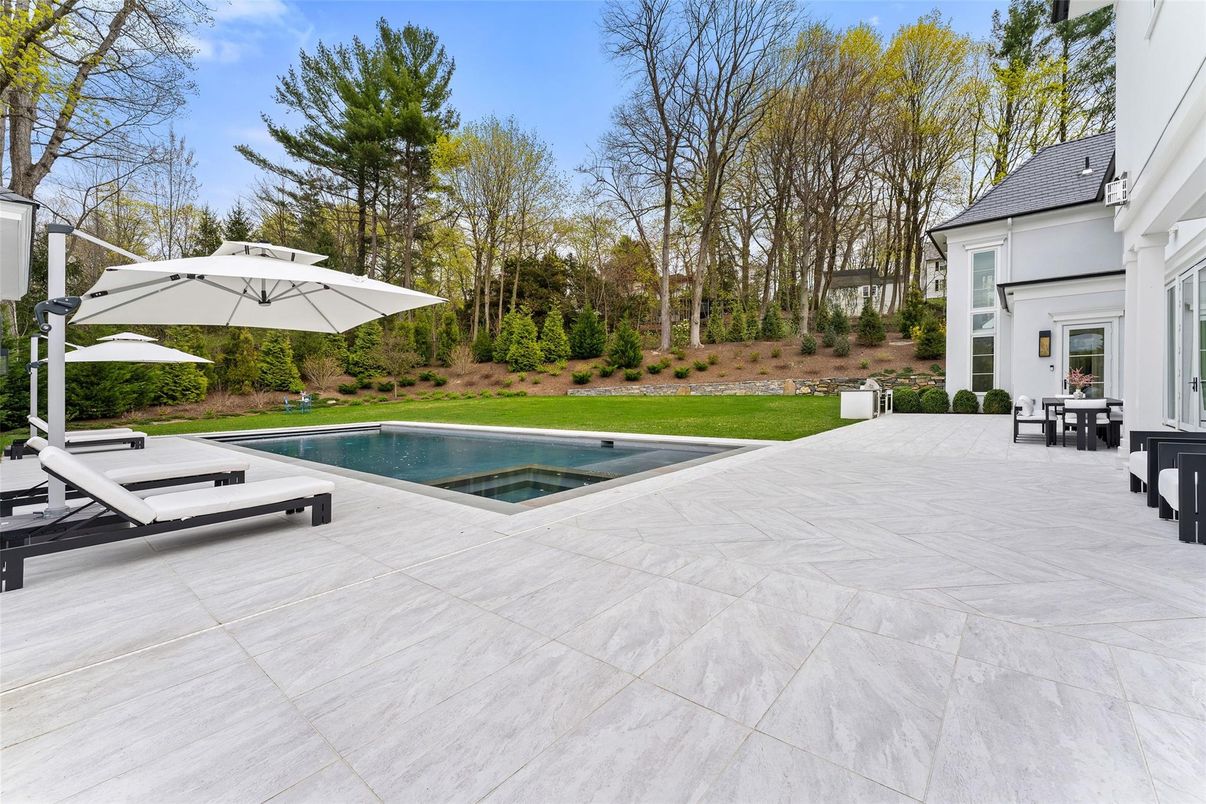 Backyard, Exterior, Pool