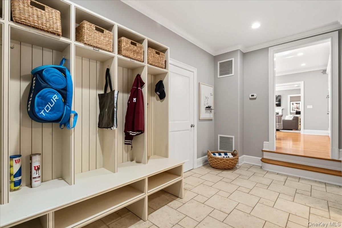 Interior, Recessed Lighting, Walk-in Closets, Wood Texture Flooring