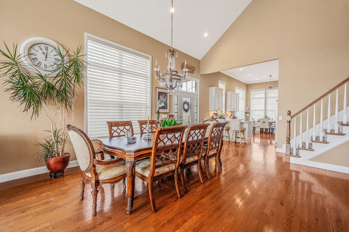 Chandelier, Dining room, Interior, Recessed Lighting, Wood Texture Flooring