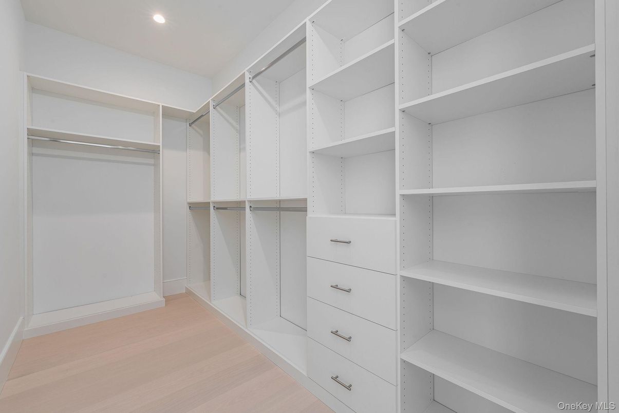 Interior, Recessed Lighting, Walk-in Closets, Wood Texture Flooring