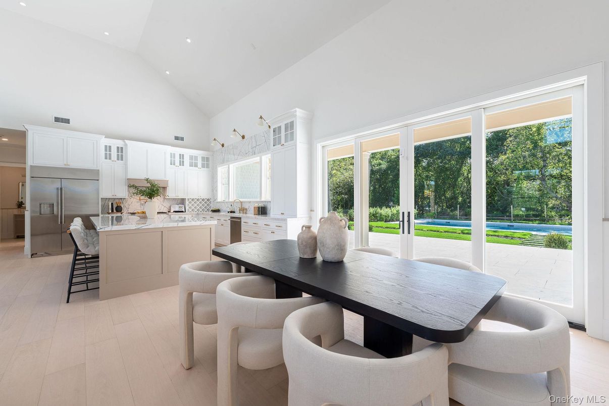 Dining room, Interior, Kitchen, Recessed Lighting, Wood Texture Flooring