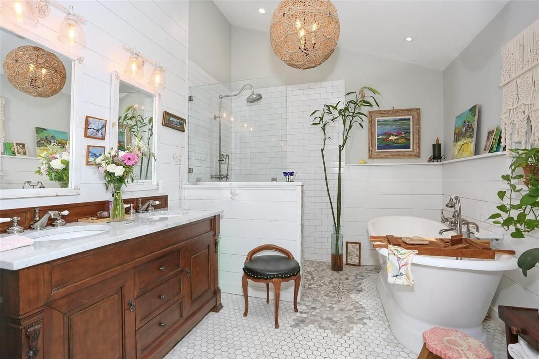 Bathroom, Dual Sink Vanities, Free Standing Baths, Glass Shower, Interior, Recessed Lighting