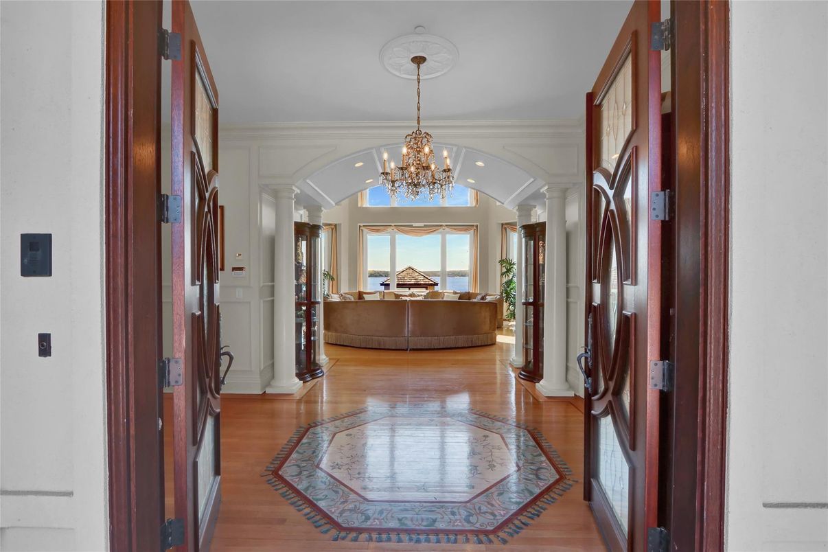 Chandelier, Interior, Recessed Lighting, Wood Texture Flooring