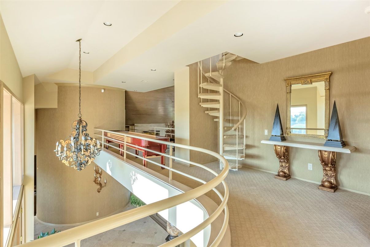 Chandelier, Interior, Recessed Lighting