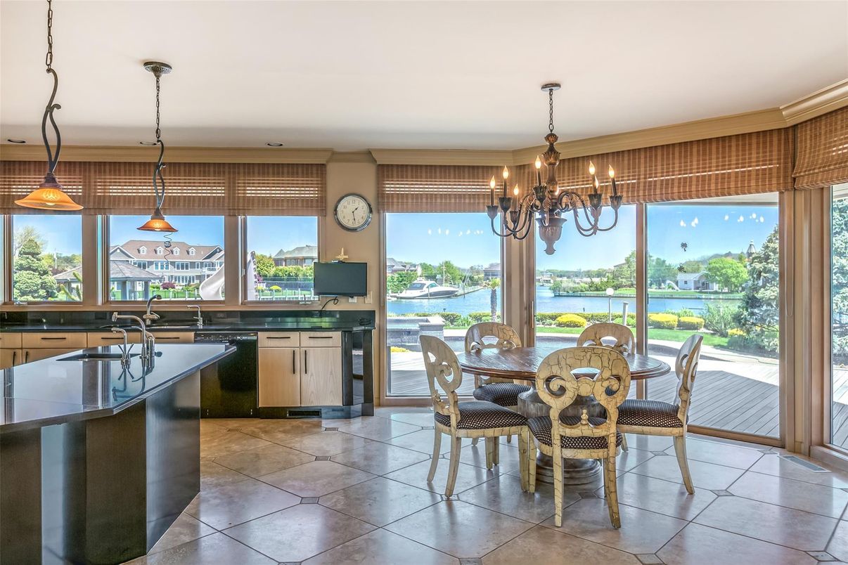 Chandelier, Dining room, Interior, Kitchen, Pendant Lights, Water