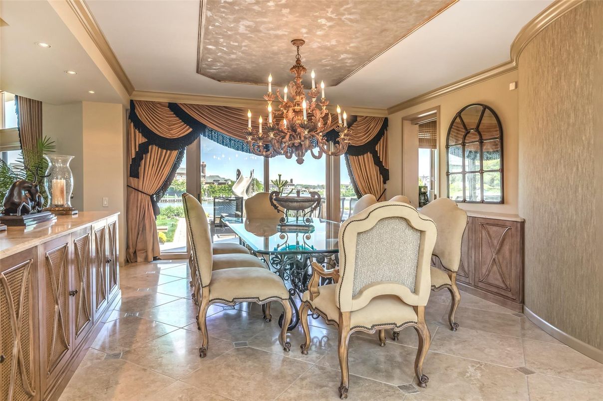 Chandelier, Dining room, Interior, Recessed Lighting