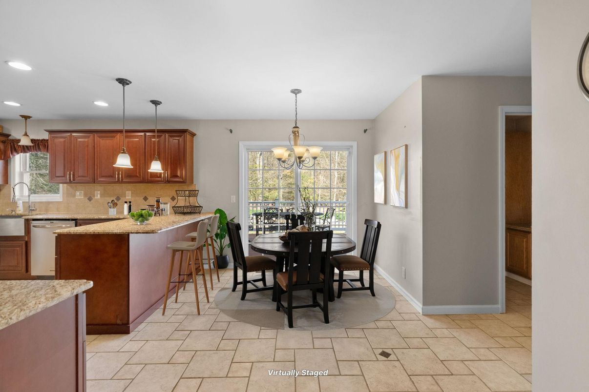 Chandelier, Dining room, Interior, Kitchen, Pendant Lights, Recessed Lighting