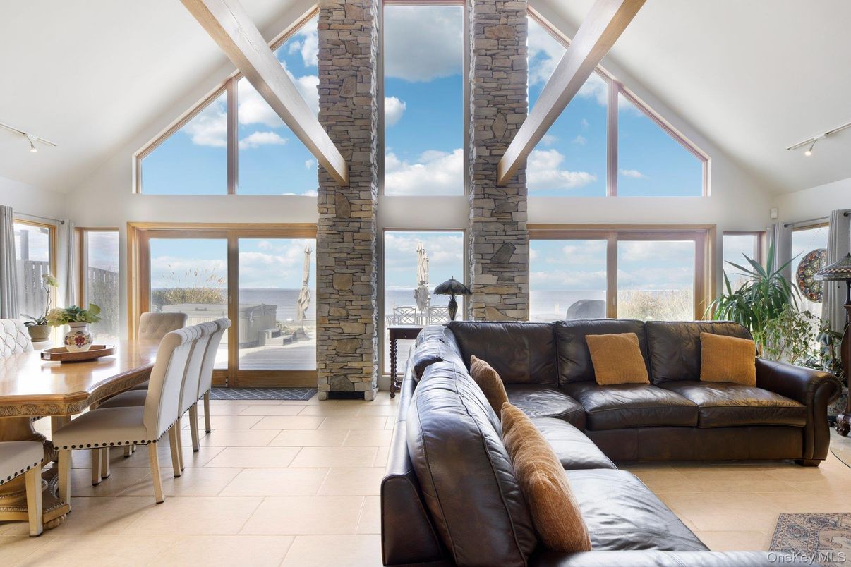 Dining room, Interior, Living room, Sun Room, Water