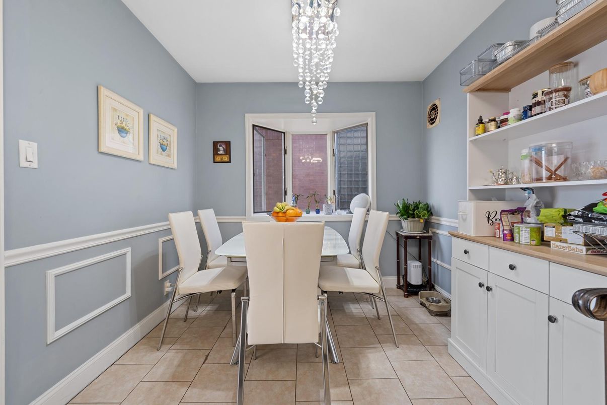 Dining room, Interior, Pendant Lights