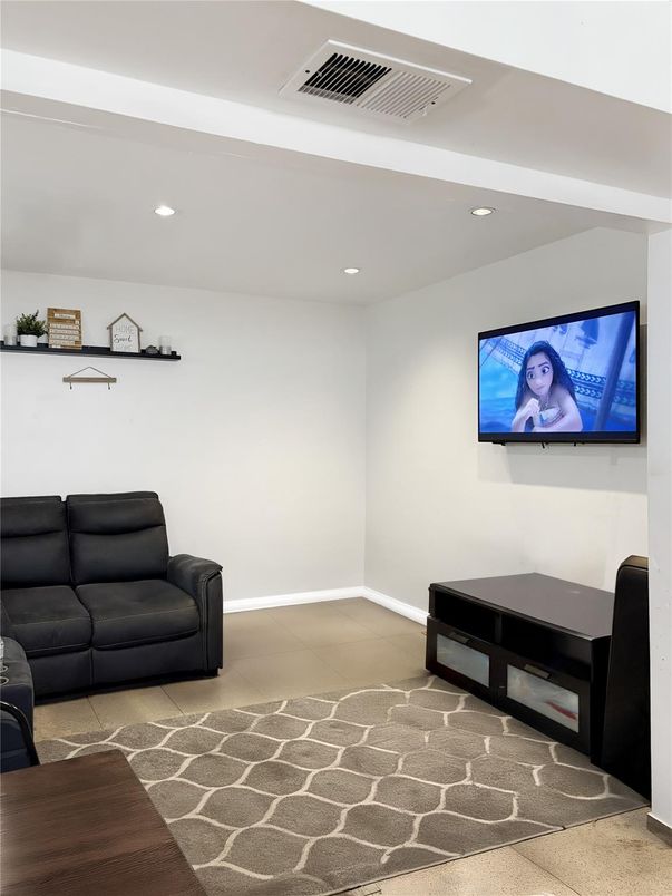 Interior, Recessed Lighting