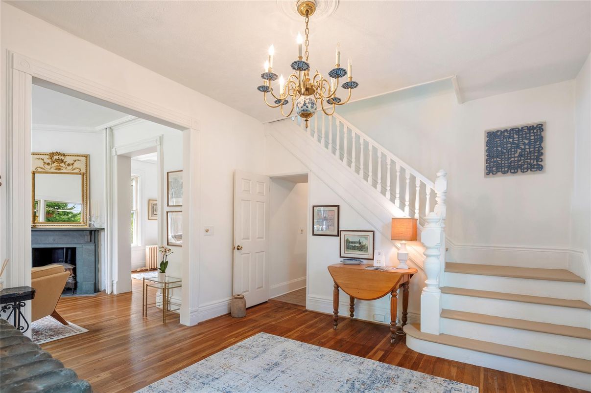 Chandelier, Interior, Wood Texture Flooring