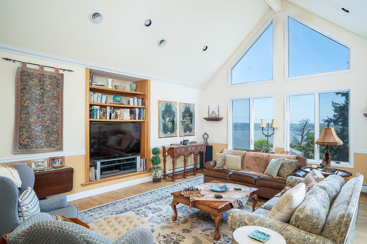 Interior, Living room, Water, Wood Texture Flooring