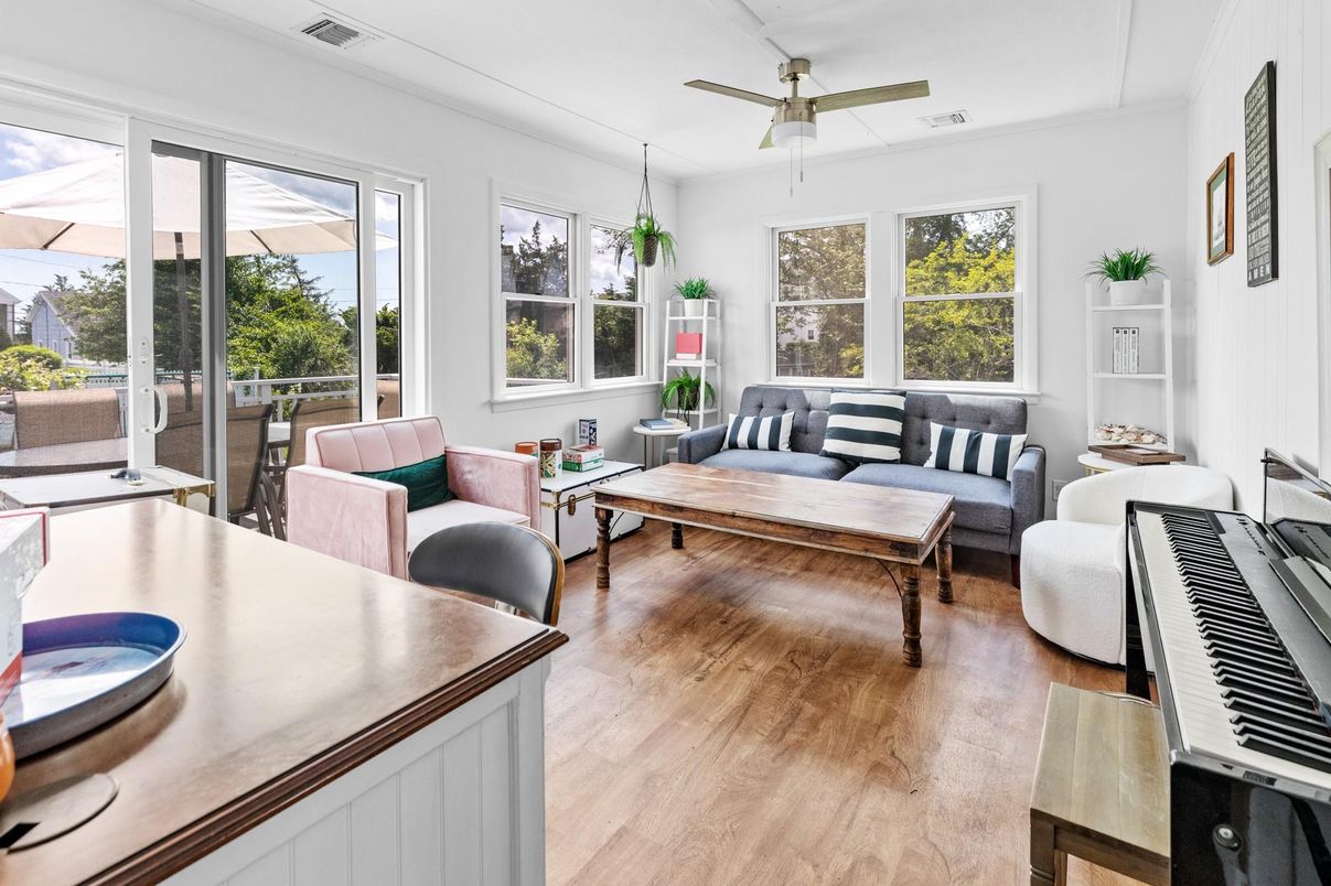 Interior, Living room, Piano, Wood Texture Flooring