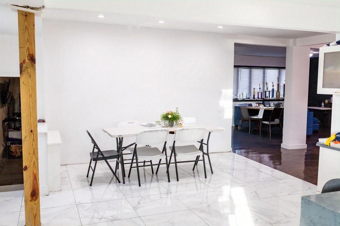 Dining room, Interior, Marble, Recessed Lighting