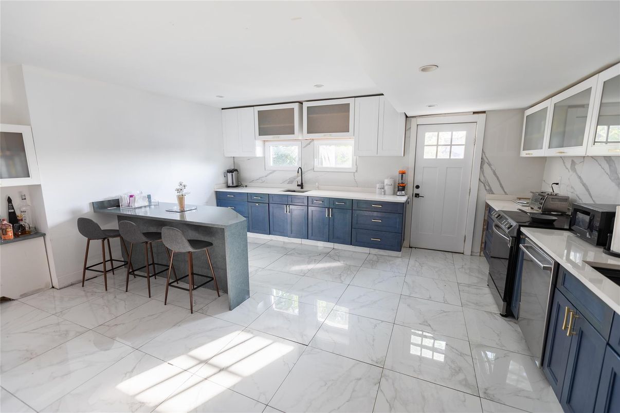 Interior, Kitchen, Marble, Recessed Lighting