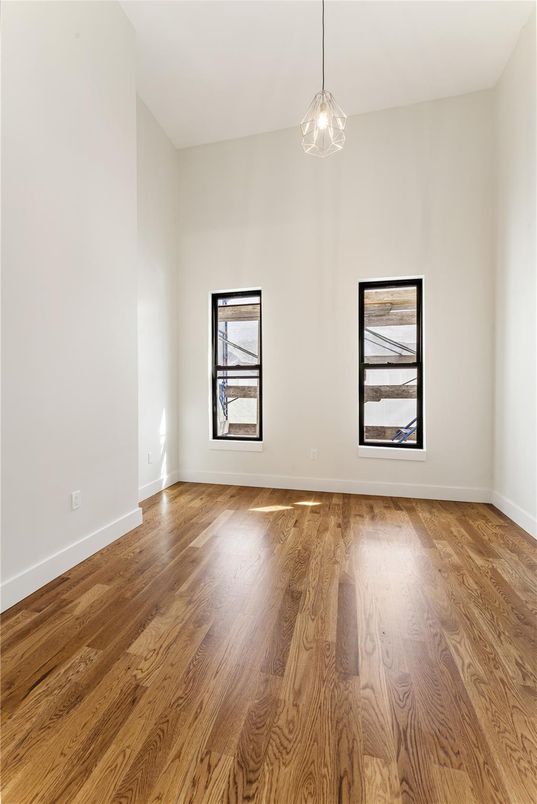 Empty room, Interior, Pendant Lights, Wood Texture Flooring
