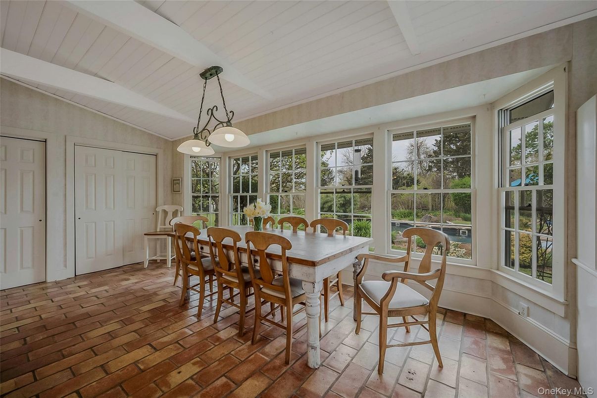 Dining room, Interior, Pendant Lights