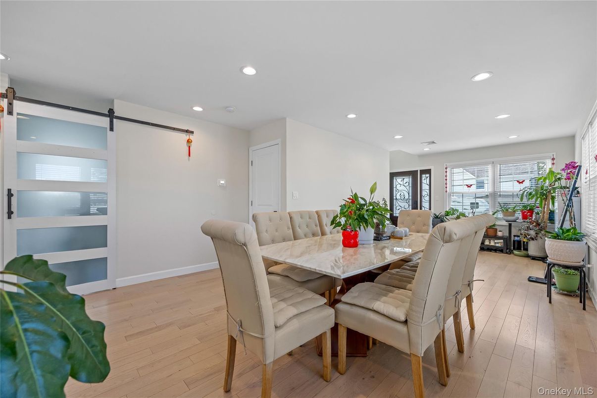 Dining room, Interior, Recessed Lighting, Wood Texture Flooring