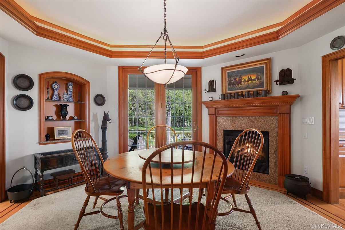 Dining room, Fireplace, Interior, Pendant Lights
