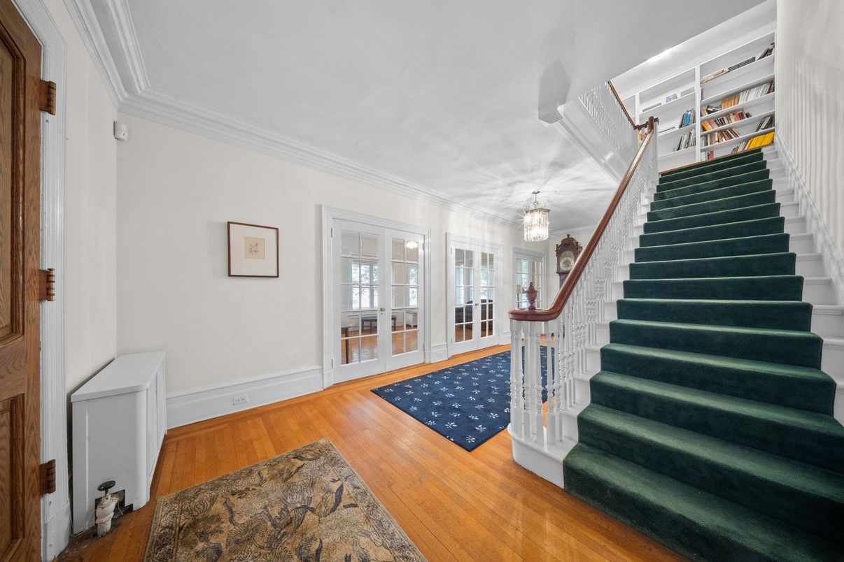 Chandelier, Interior, Wood Texture Flooring