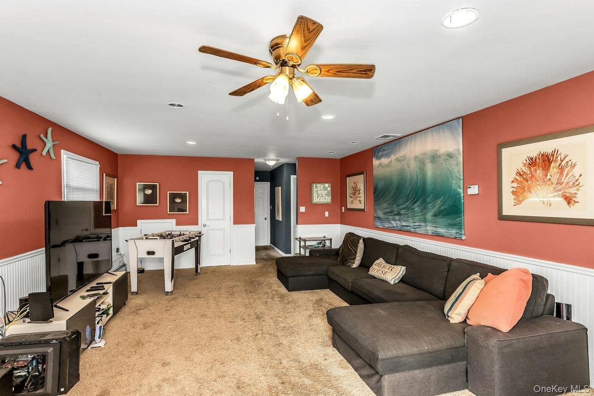 Game Room, Interior, Living room, Recessed Lighting