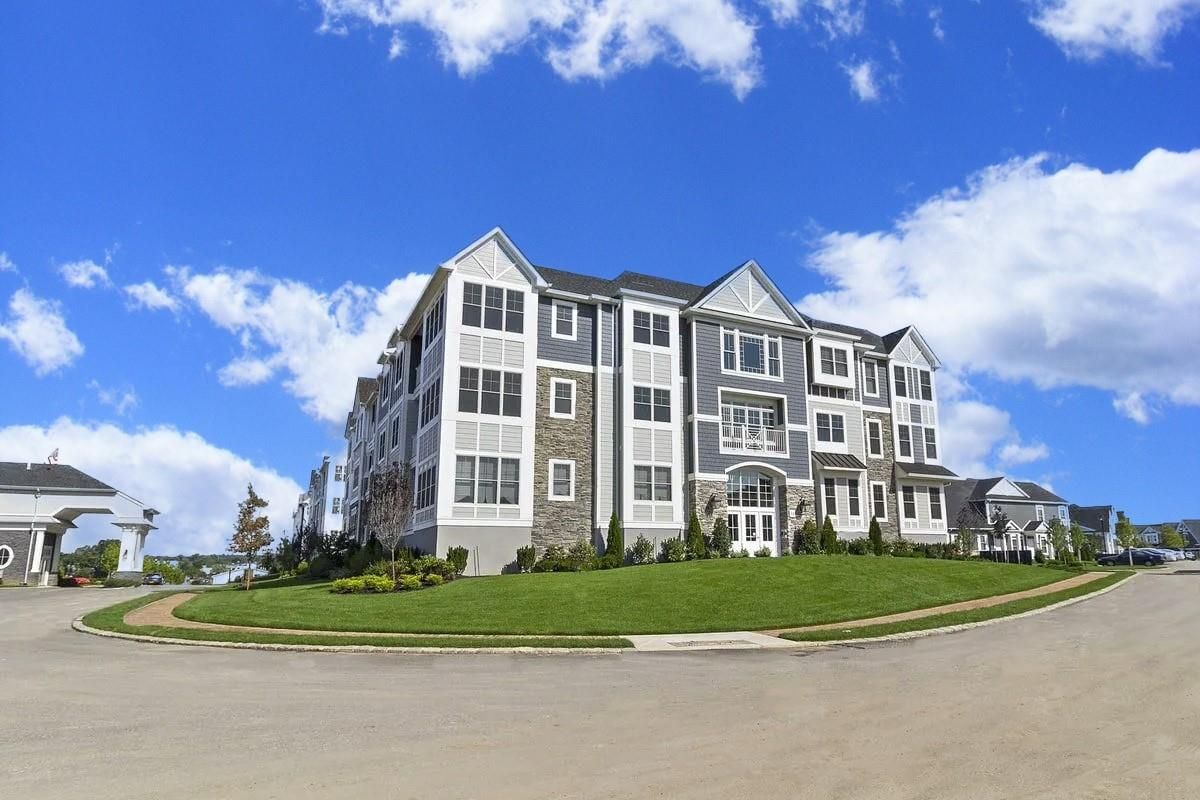 Exterior, Facade, Condo Building