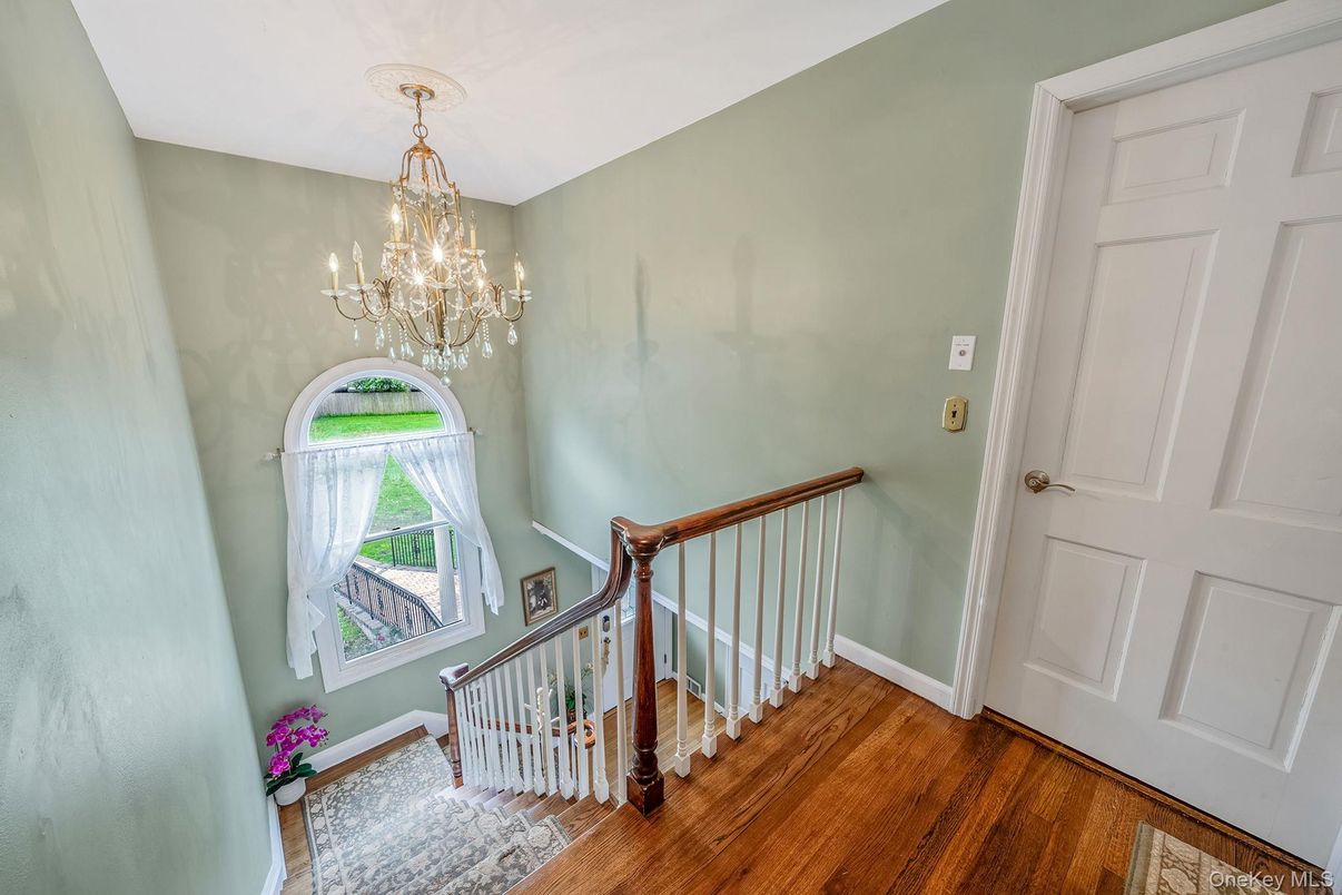 Chandelier, Interior, Wood Texture Flooring