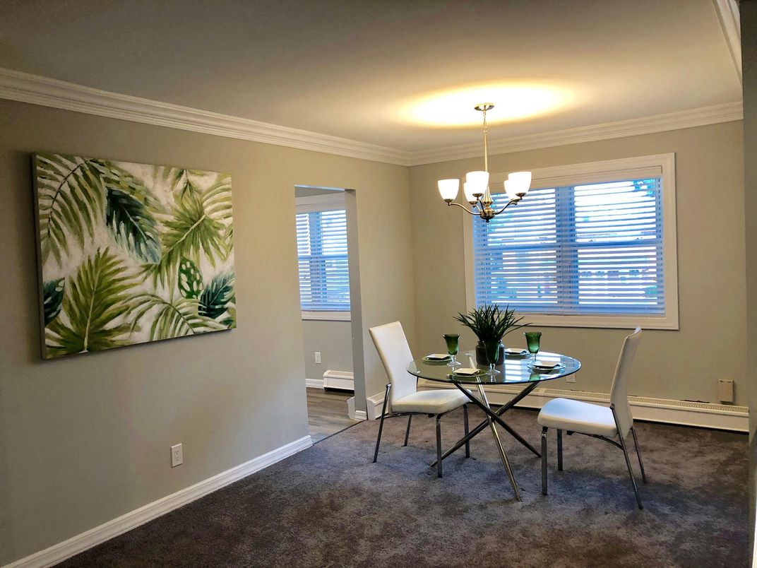 Chandelier, Dining room, Interior
