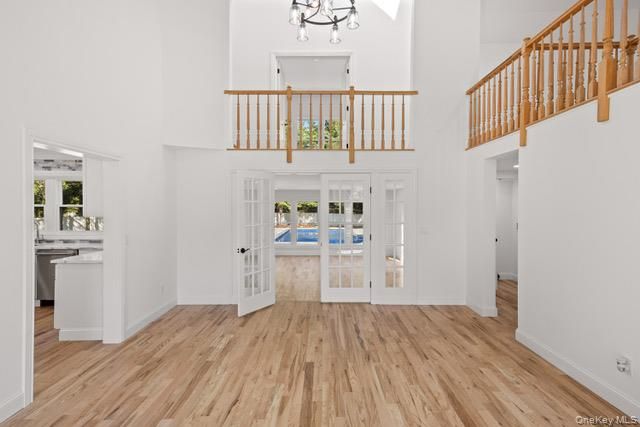 Chandelier, Interior, Wood Texture Flooring