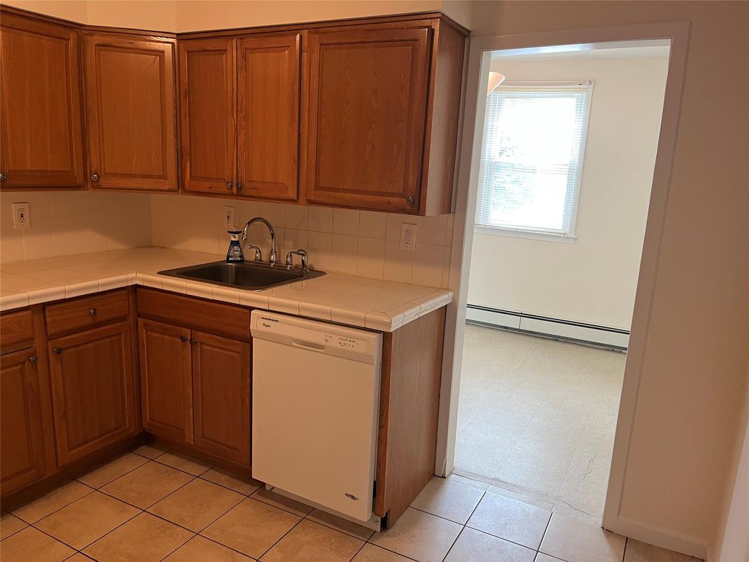 Interior, Kitchen, Tile Countertops