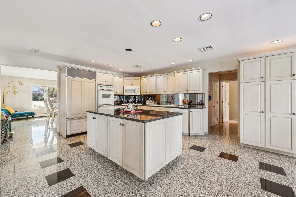 Interior, Kitchen, Recessed Lighting