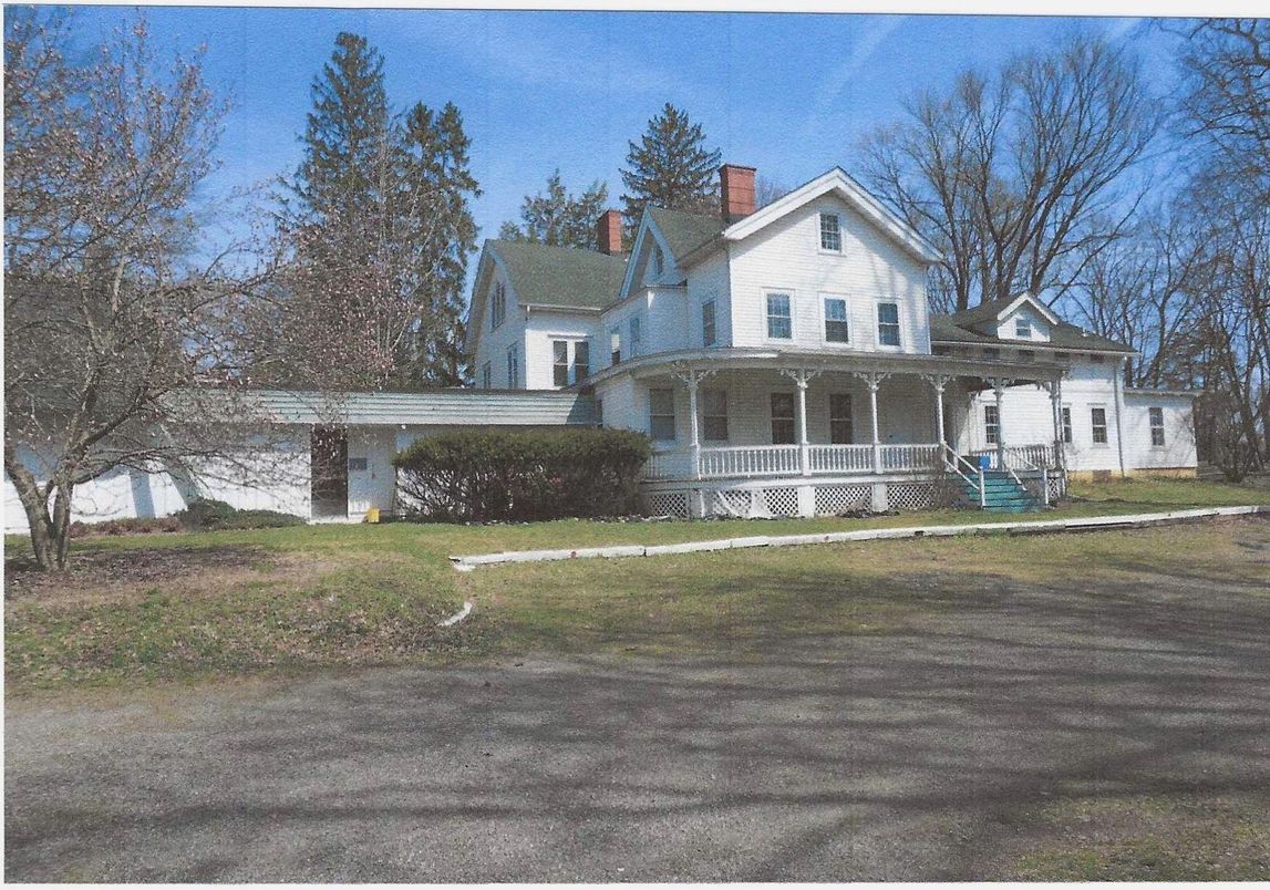 Backyard, Exterior, Facade, Farmhouse