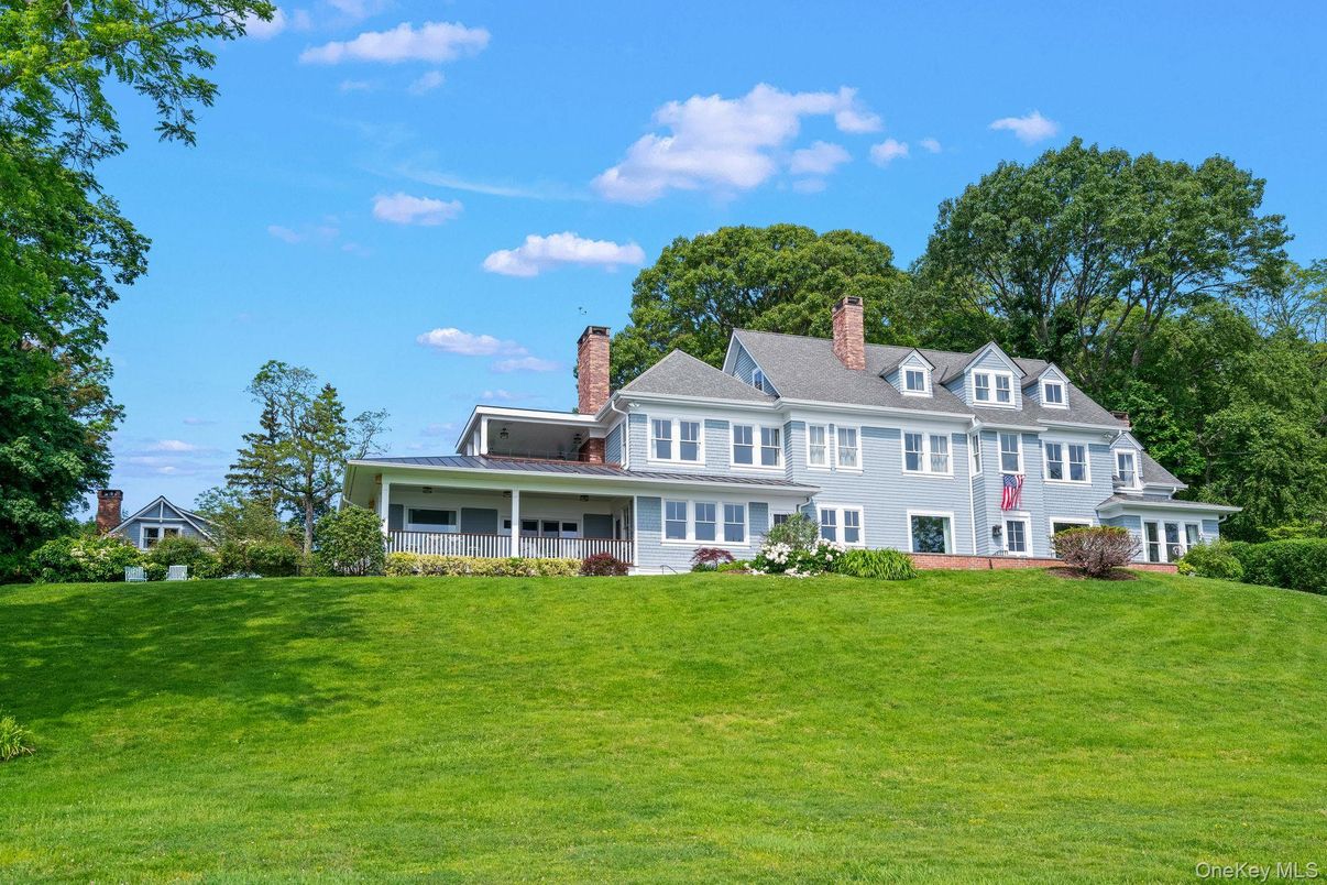 Backyard, Exterior, Facade, Georgian