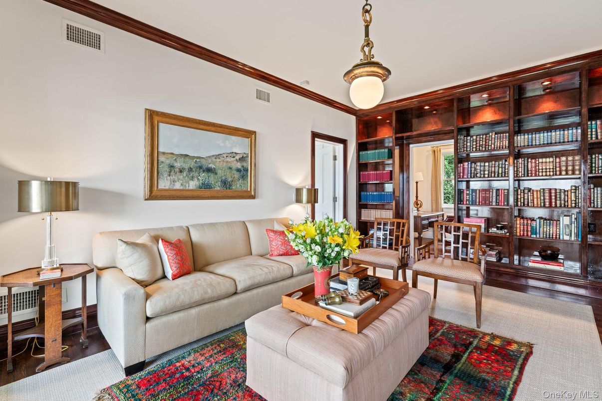 Dining room, Interior, Living room, Pendant Lights