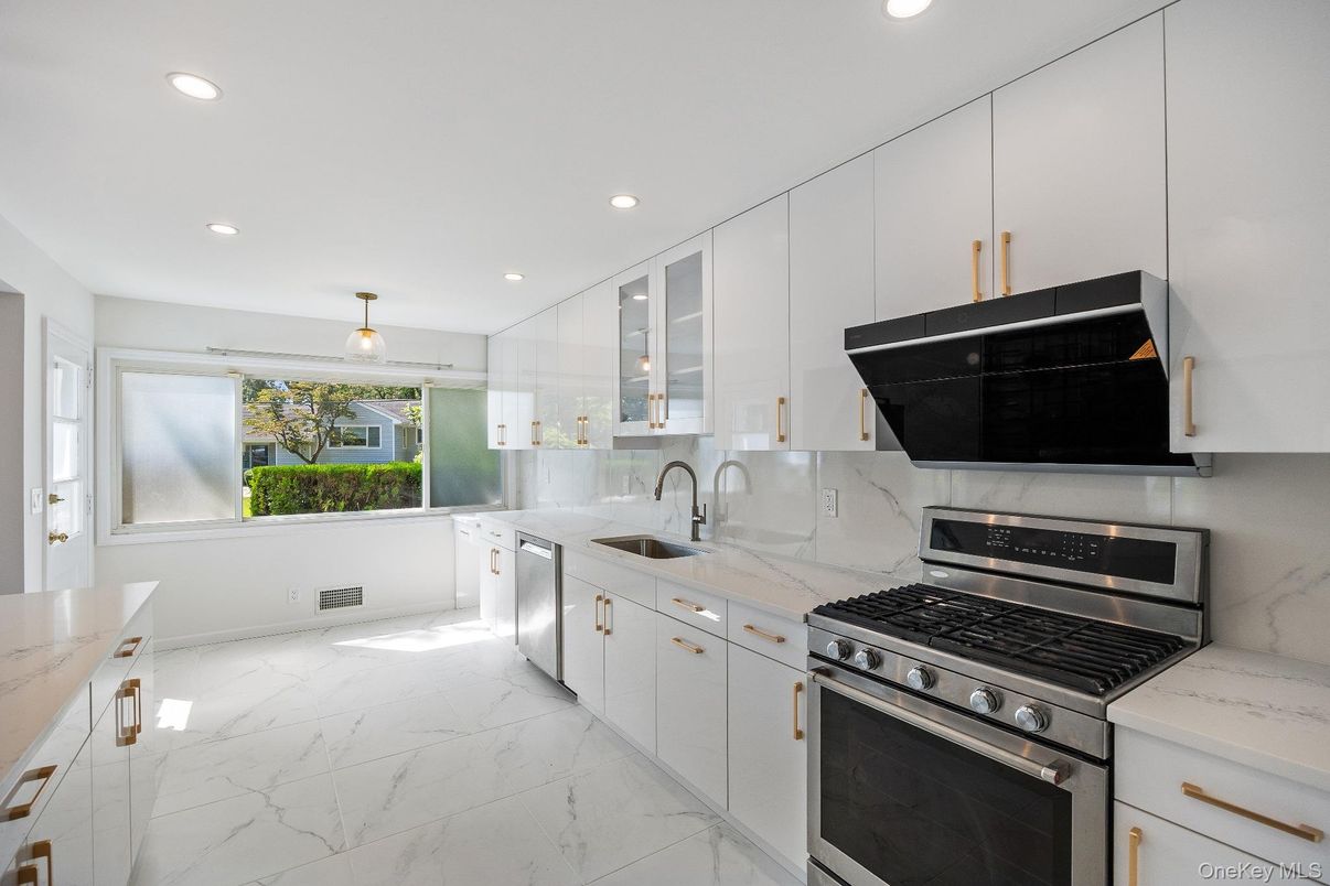 Interior, Kitchen, Marble, Pendant Lights, Recessed Lighting, Stainless Steel Appliances