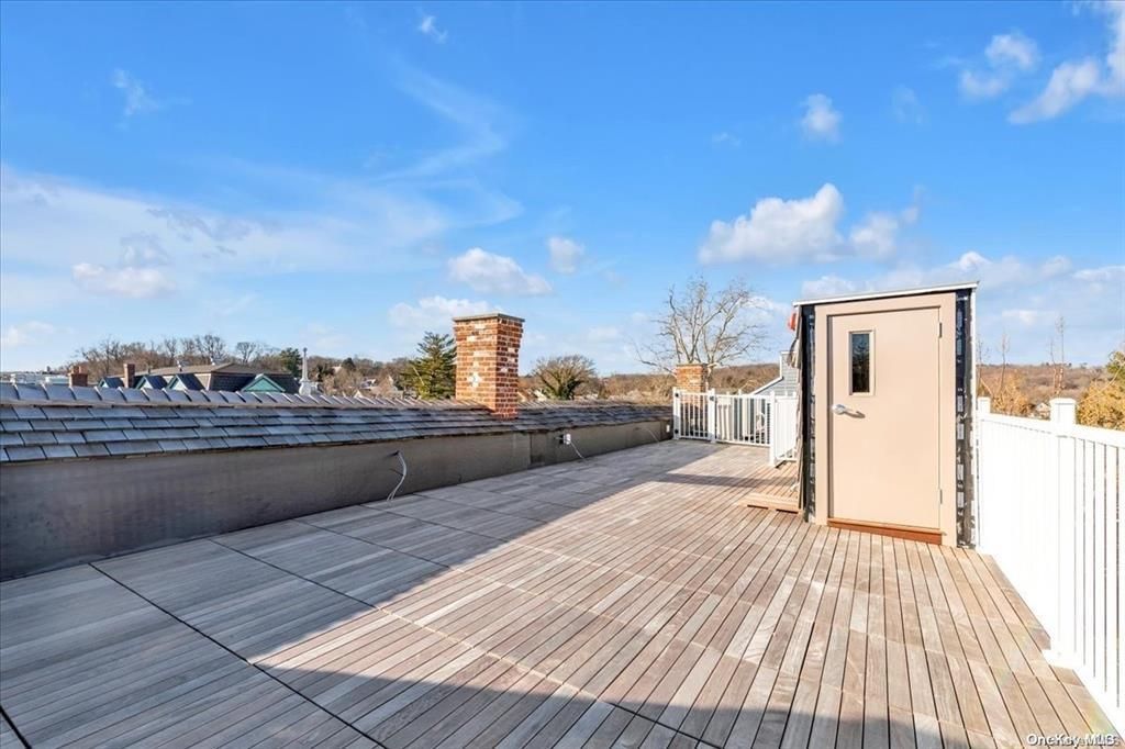 Exterior, Wood Texture Flooring