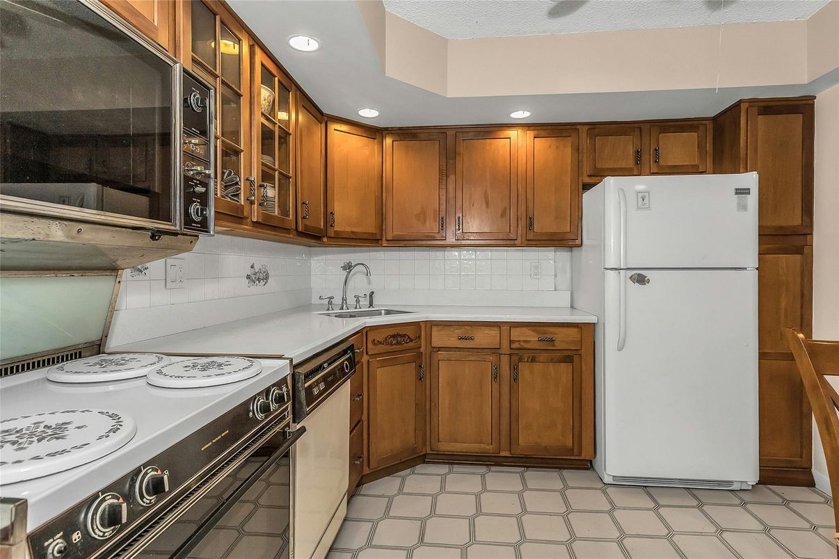 Interior, Kitchen, Recessed Lighting
